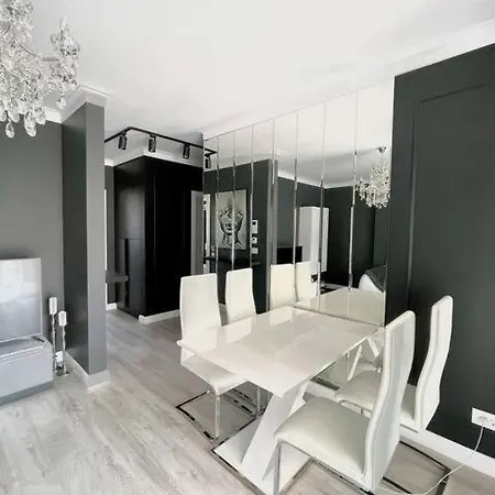 Selling Sunset 2 Apartament *