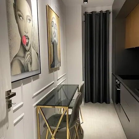 Selling Sunset 2 Apartament *